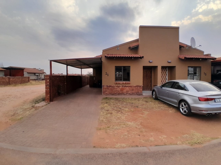 2 Bedroom Property for Sale in Kathu Northern Cape